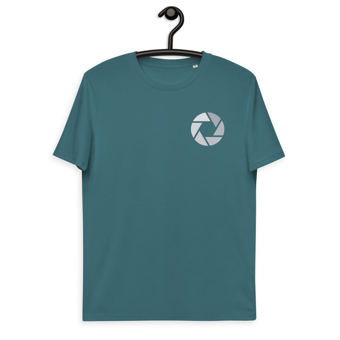 Diseño de apertura l Camiseta unisex de algodón orgánico.