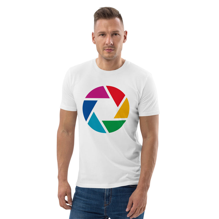 Camera aperture - Unisex organic cotton t-shirt for photographers